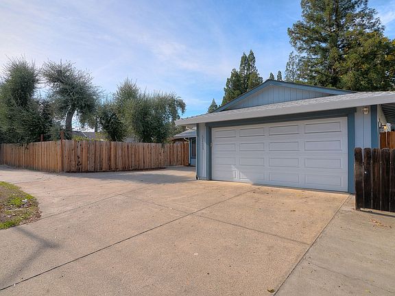 3rd image of 5111 Hazel Ave