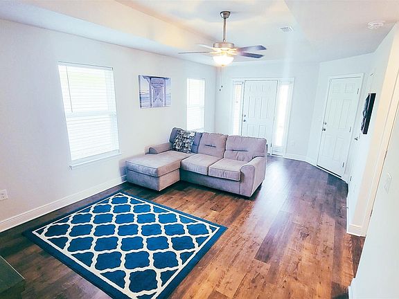 5th image of 7134 Sonny Dr