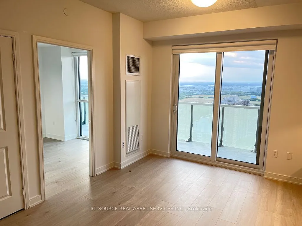 2 bed, $2,550 — Photo 4