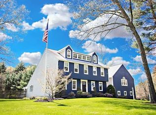 262 Edgewater Dr, Pembroke, MA 02359