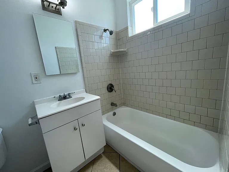 1101 Saint Louis Ave #7 — Photo 48