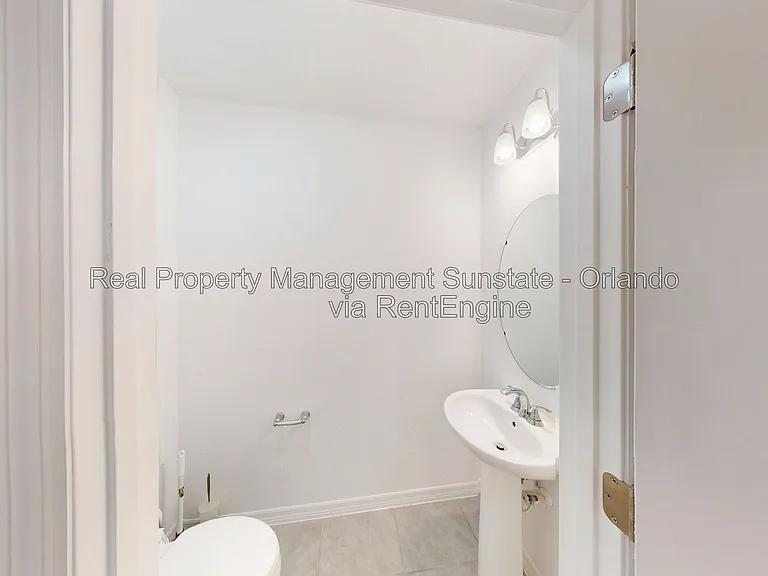 648 Belgrove St — Photo 9