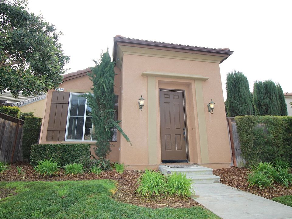 1st image of 3856 Heritage Ave