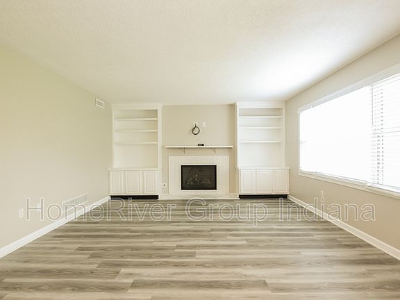 5th image of 805 S Timber Creek Dr
