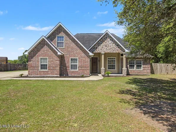 10165 Daisy Vestry Rd, Biloxi, MS 39532