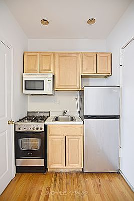 2nd image of 555 Edgecombe Ave APT 5H