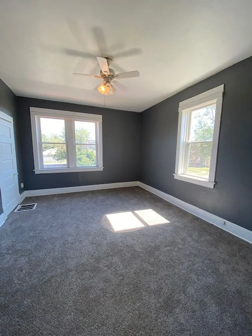 2259 Grand Avenue — Photo 4