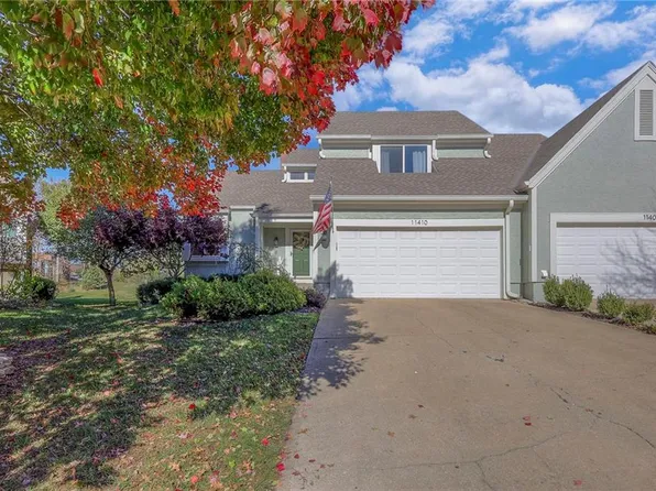 11410 W 112th Ter, Overland Park, KS 66210