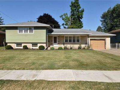 36 Sunbriar Dr, Buffalo, NY, 14224