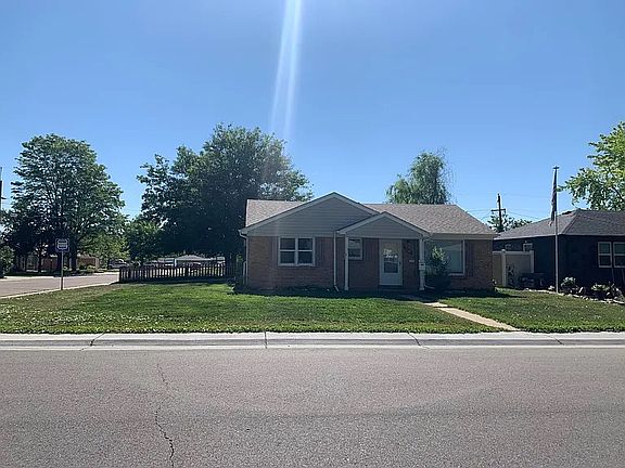 3rd image of 5540 Dudley Ct