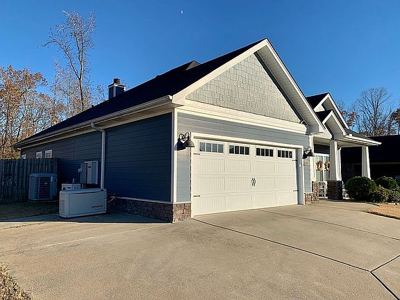 5th image of 3920 Rimrock Dr