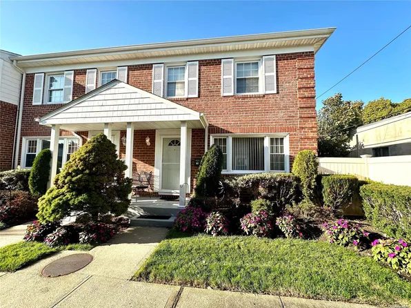 281 Wheeler Avenue #19, Valley Stream, NY 11580