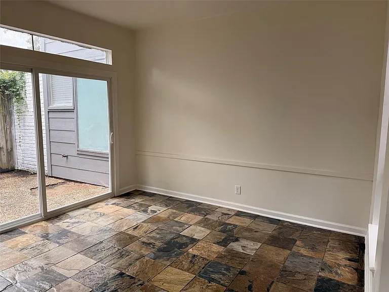 1114 Stoney Hill Dr — Photo 30