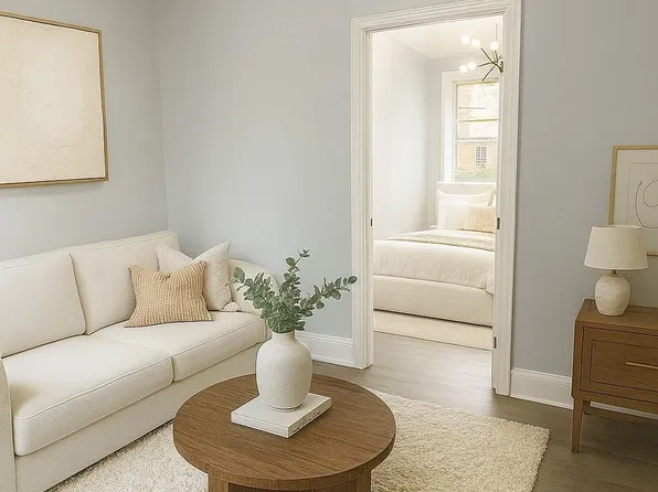 396 Woodlawn Avenue image 17 of 20