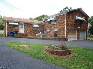 104 Taft St, Mayodan, NC 27027