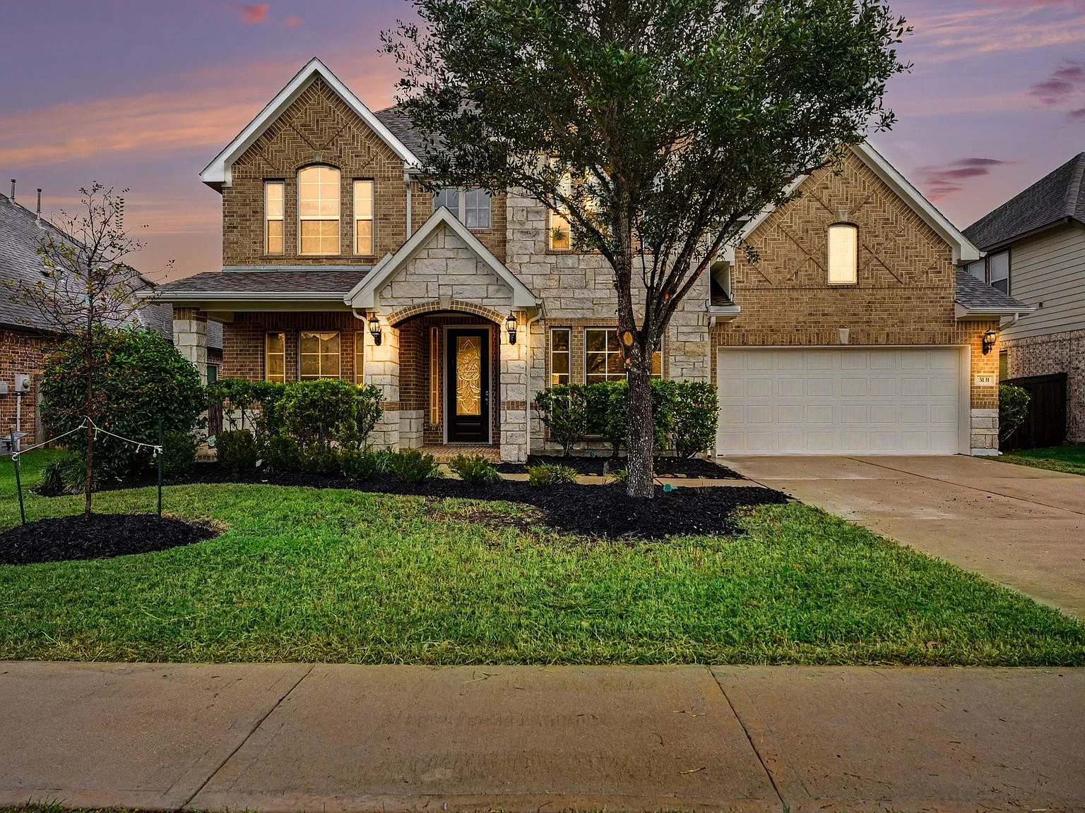 4 bed, 3.5 bath, 3138 sqft, $3,500 — Photo 2