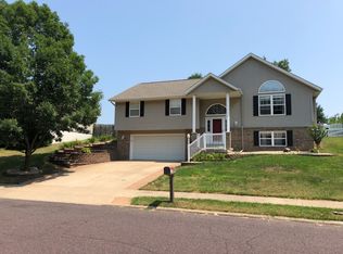 1308 Hawthorne Ave, Pekin, IL 61554