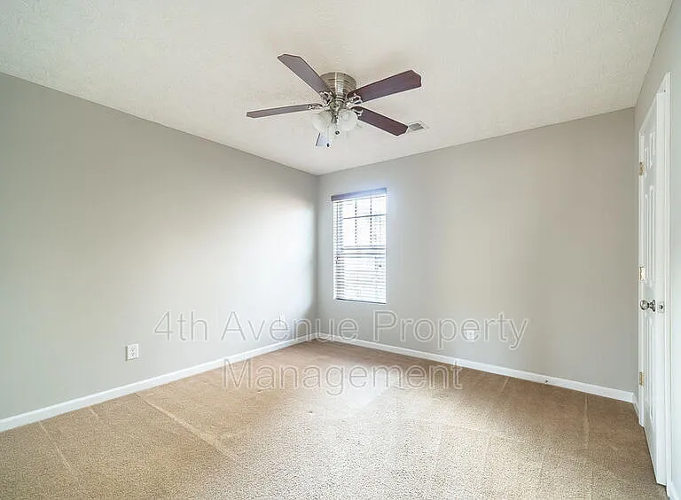 2437 Peach Shoals Cir — Photo 19