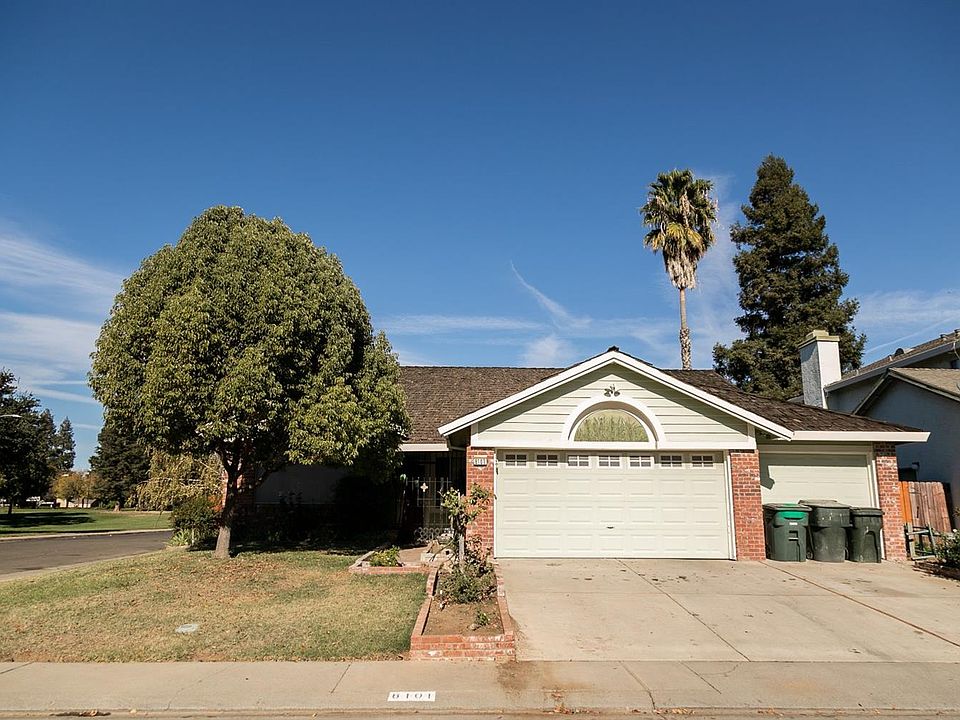 2nd image of 8101 Helmsdale Dr