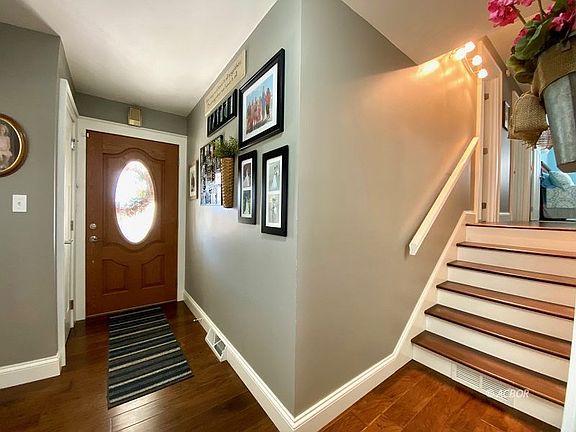 4th image of 177 Hilda Dr