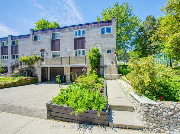 12 Bonis Ave, Toronto, ON M1T 2V1