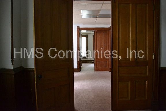 4th image of 1118 Jefferson Ave APT 2