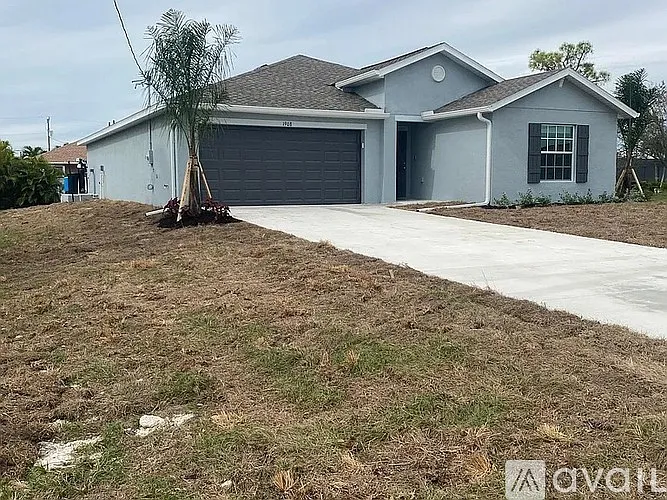 4 bed, 1941 sqft, $2,195 — Photo 2