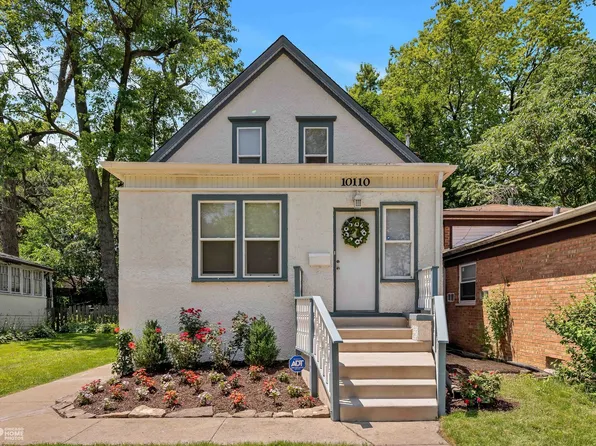 10110 S Winston Ave, Chicago, IL 60643