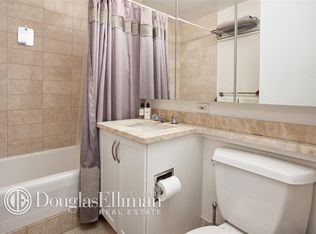 250 E 30th St APT 3G, New York, NY