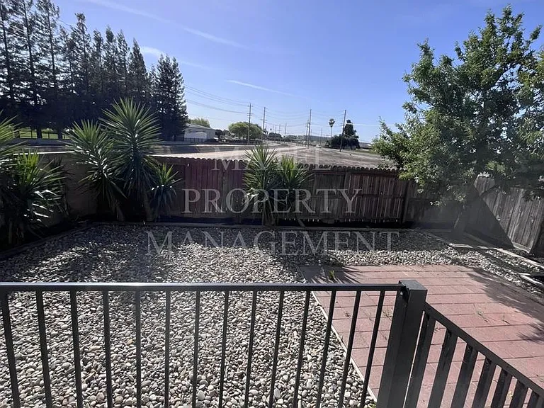 4333 Peninsula Dr — Photo 22