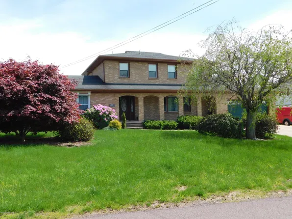 189 Briarwood Dr, Shavertown, PA 18708