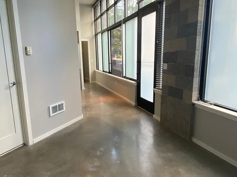 81 Clay St #121 — Photo 11