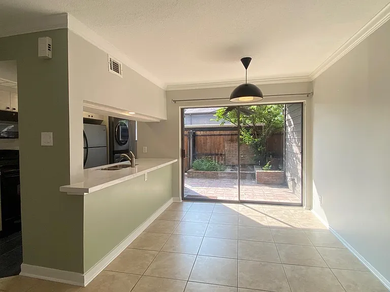 2601 S Braeswood Blvd #403 — Photo 4