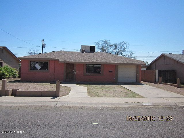 1st image of 3407 W Rosewood Ave