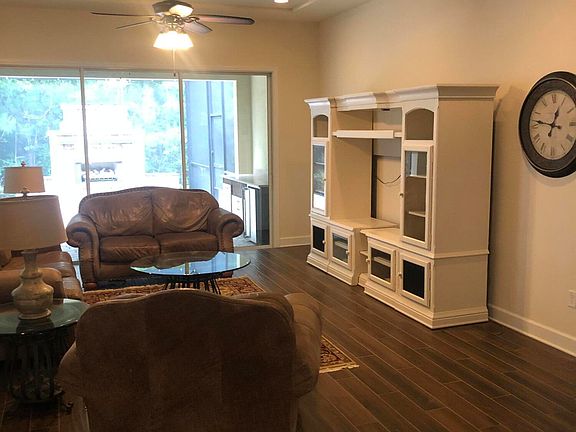 5th image of 3028 MONTILLA Drive