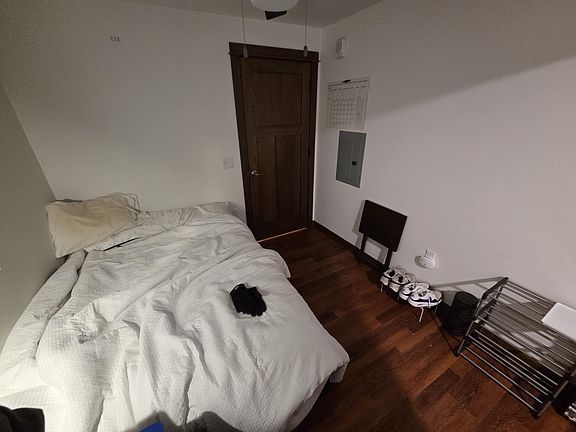3rd image of 528 W Washington Ave #C