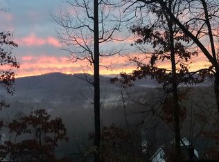 49 Foxberry Dr, Arden, NC 28704