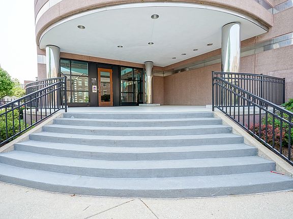 2nd image of 225 N New Jersey St APT 58