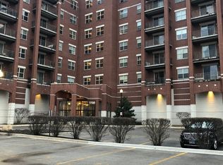 1700 Riverwoods Dr APT 408, Melrose Park, IL 60160