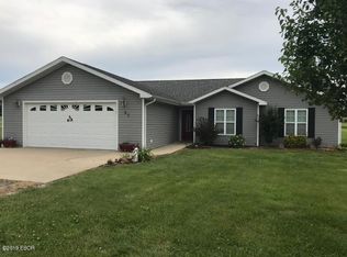 21 Brookside, De Soto, IL 62924
