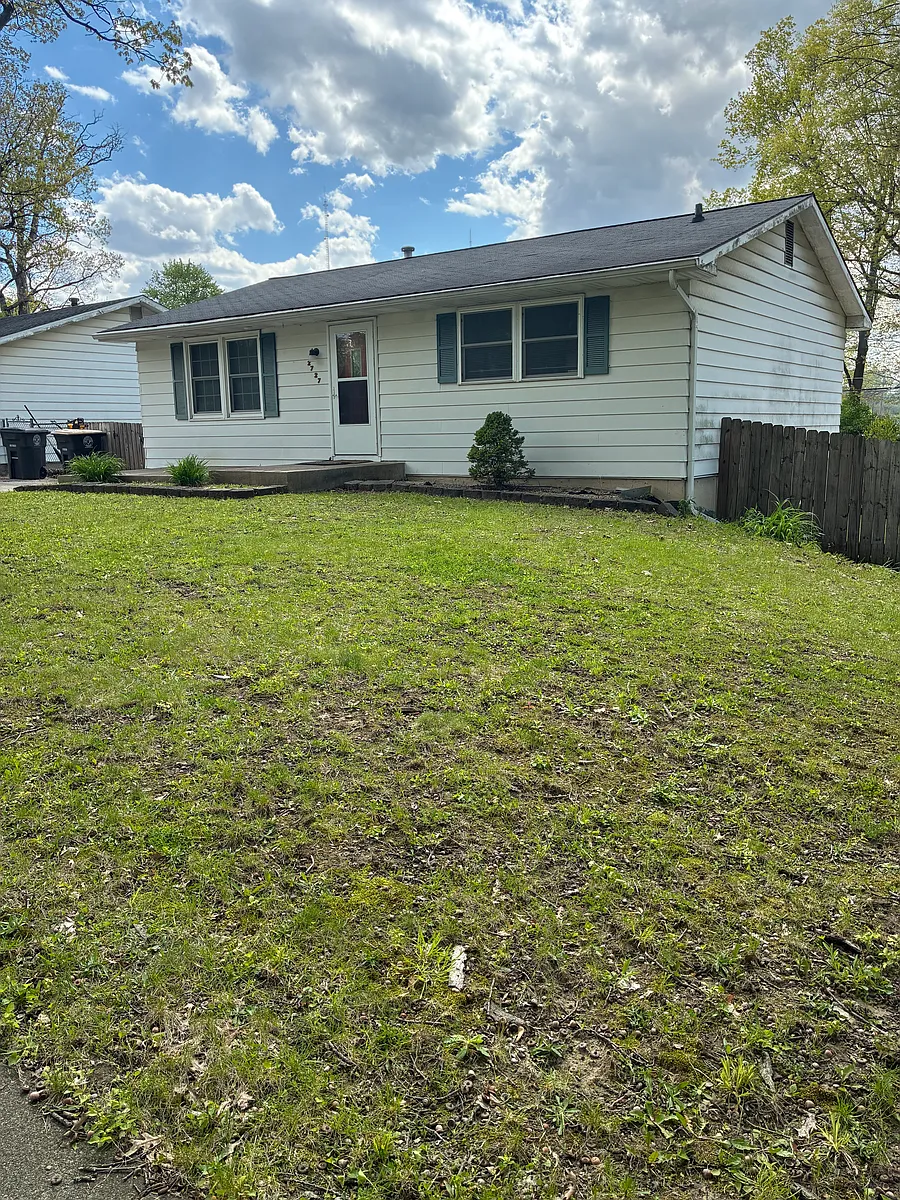 Building Photo - 2727 Princeton Ave
