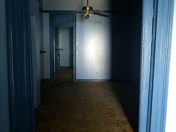 3rd image of 304-06 S Clark St