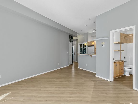 5th image of 1327 Saint Paul St Unit 311