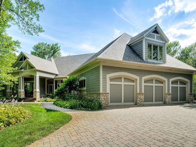 21080 Ridgewood Trl, Lakeville, MN, 55044