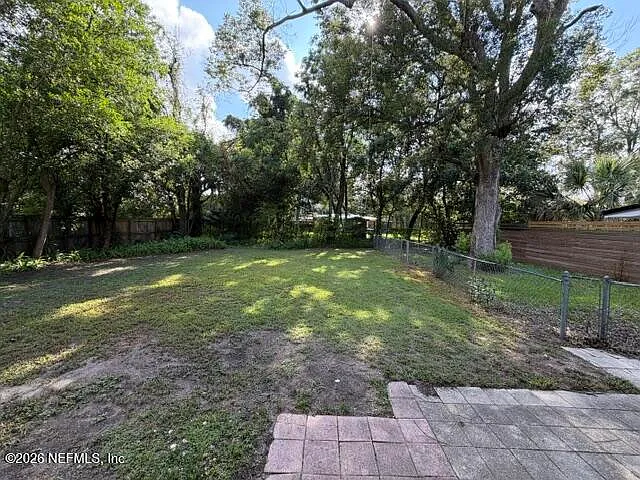 2404 Red Oak Dr — Photo 20