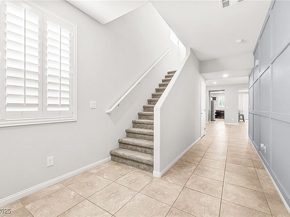 3rd image of 4519 Stardusk Falls Ave