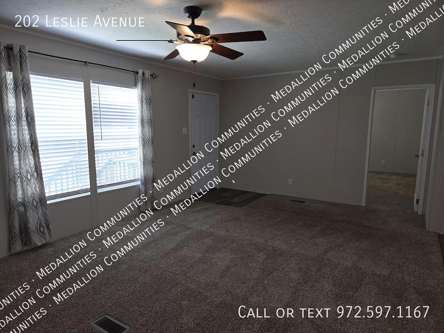 3 bed, 1400 sqft, $1,599 — Photo 2