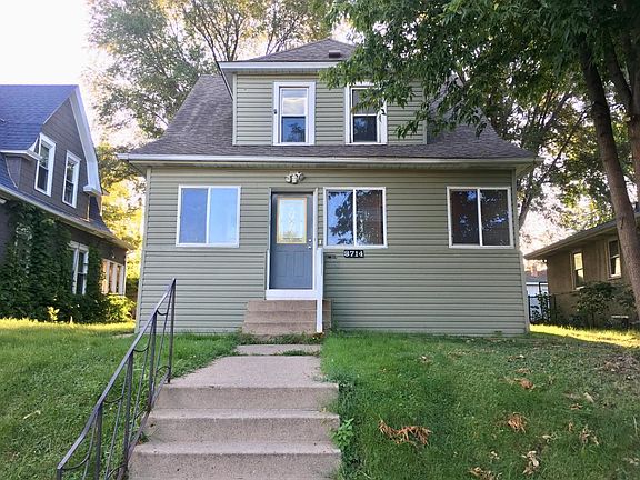 5th image of 3714 Dupont Ave N