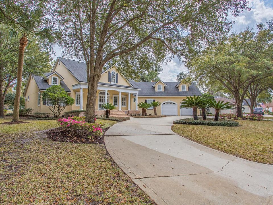 13512 Princess Kelly Dr