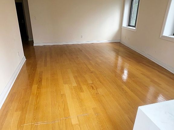 5th image of 29-34 Newtown Ave #4A